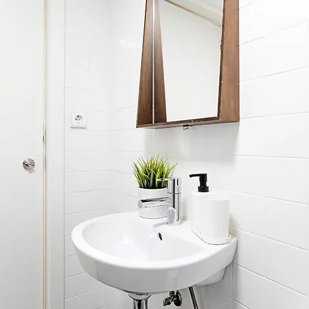 Lovelystay - Vila Burgaes Porto Exterior photo